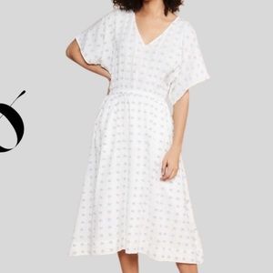 White Flowy Cotton Midi Dress Gray Puff V-Neck Mid-Calf Pockets, Lou & Grey, M